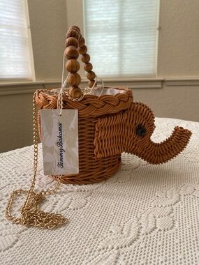 Tommy Bahama Elephant Bag